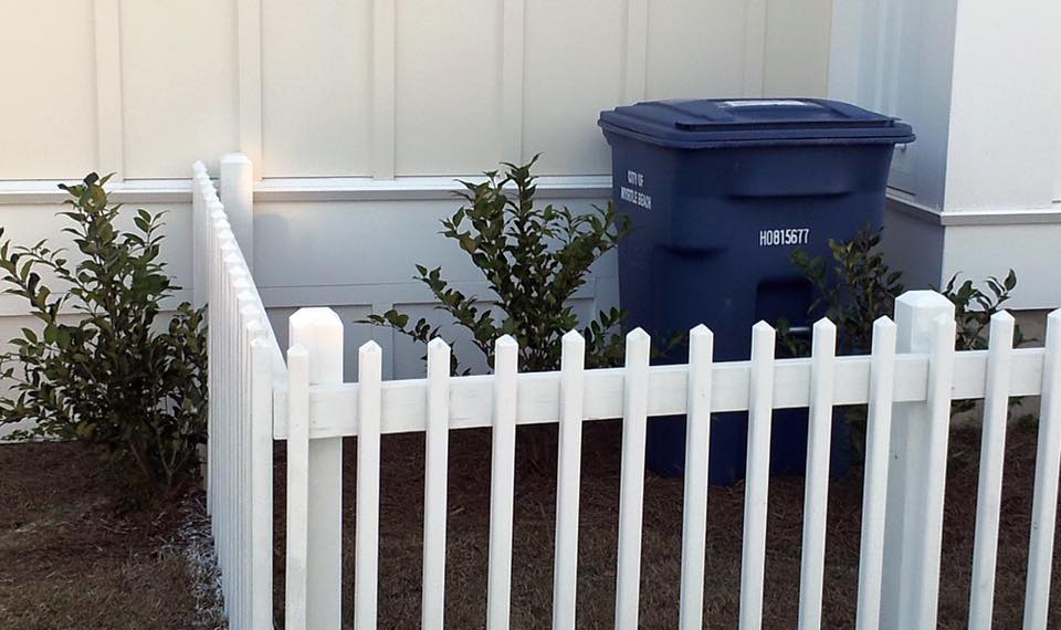 Solid Waste Trash can (fence)